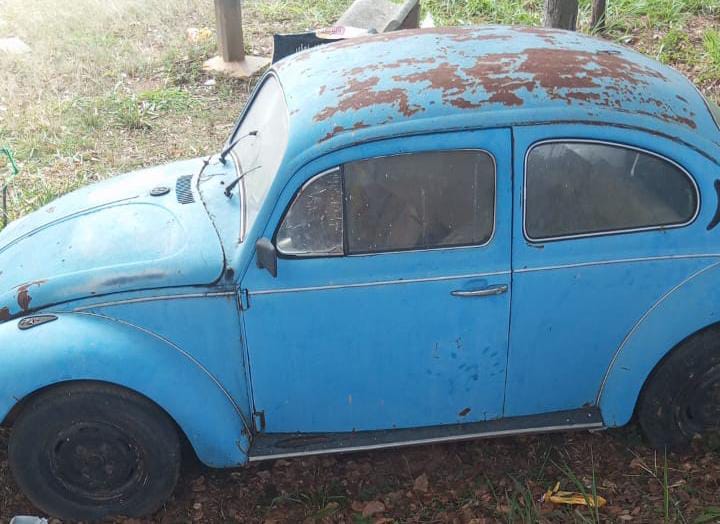 Veículo abandonado no Guacuri mostra a dificuldade da Lei ser cumprida na cidade